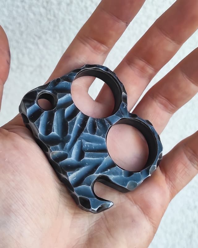 Otwieracz Kubotan EDC Oksyda + Tekstura