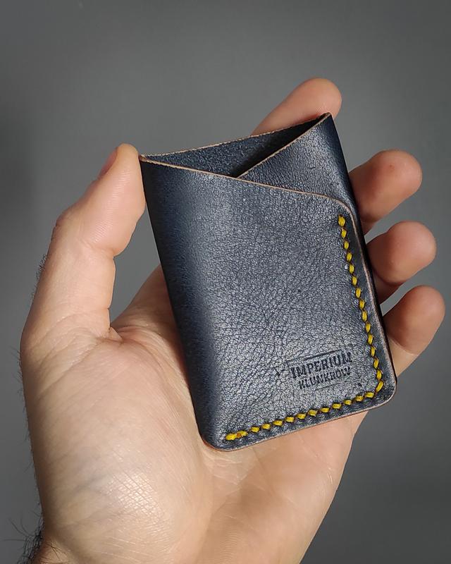 Minimalistyczny skórzany portfel EDC na karty